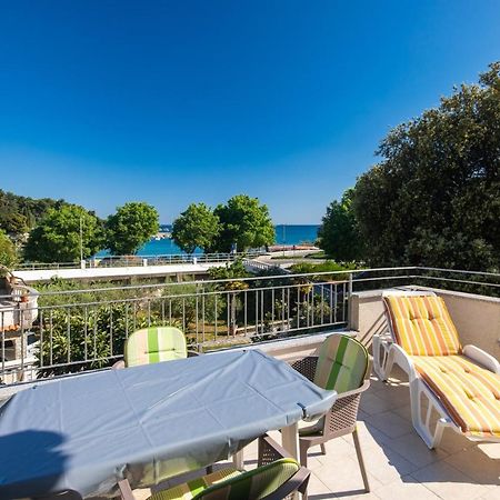Apartment Portapisana Just 50M From The Beach Крк Екстер'єр фото