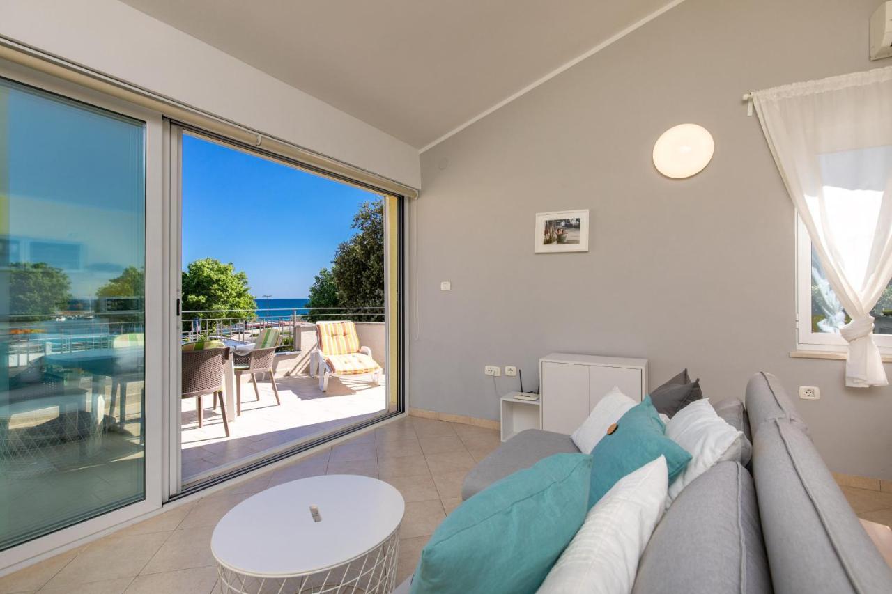 Apartment Portapisana Just 50M From The Beach Крк Екстер'єр фото